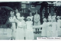 1929